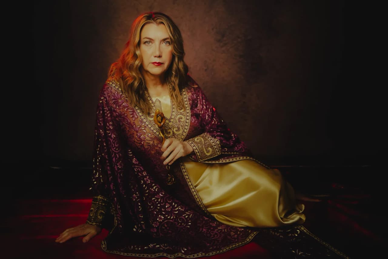 Portrait of Sharon Day.